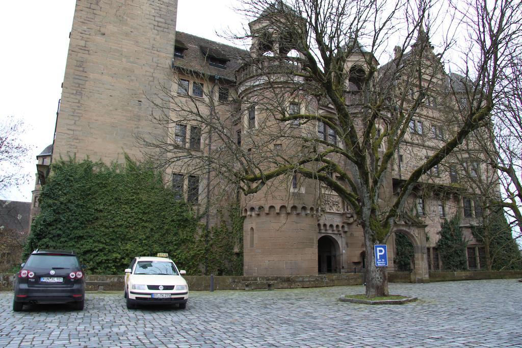 Hotel Am Schloss Neuenstein Екстер'єр фото